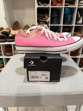 Converse Low Top Sneakers in Bright Pink and White